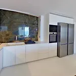 Ria Mar & By Live&travel * Houlakia (Mykonos)