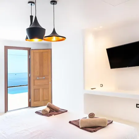 Ria Mar & By Live&travel Houlakia (Mykonos)