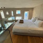 Ria Mar & By Live&travel Houlakia (Mykonos)