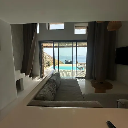 Ria Mar & By Live&travel Houlakia