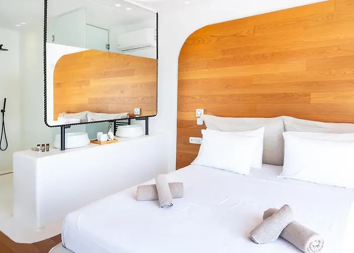 Ria Mar & By Live&travel * Houlakia (Mykonos)